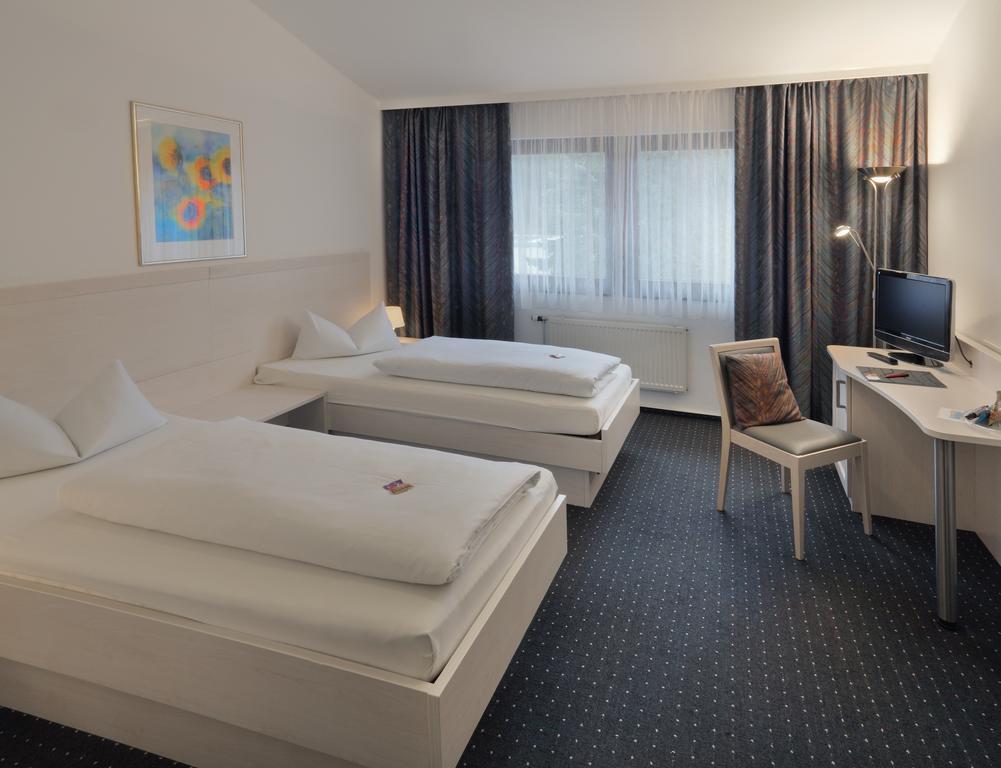 Hotel Forsthaus Берлин Стая снимка